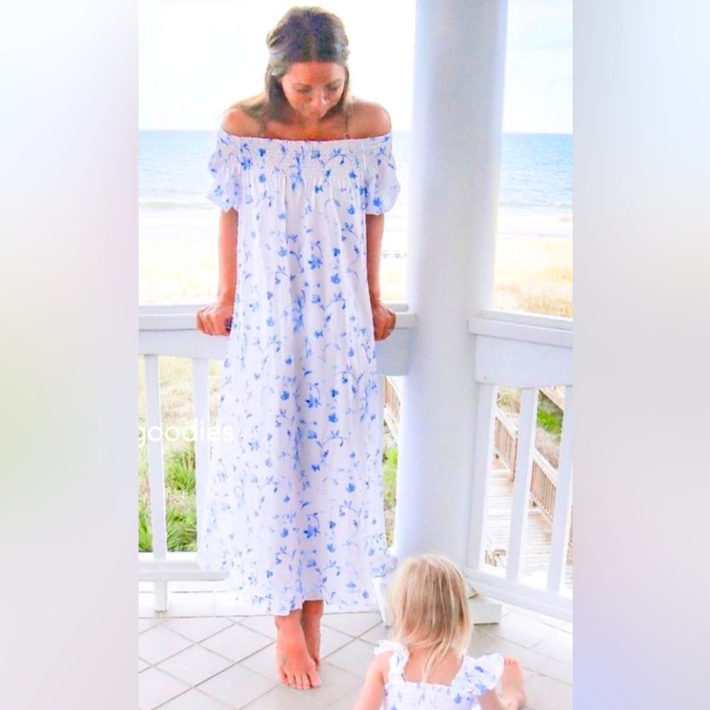 Hill House The Caroline Nap Dress Blue Botanical. VGUC. Size L.